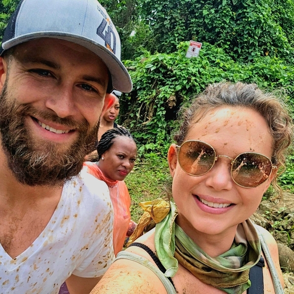 Meet your Posher, Sue-ann - Picture 3 of 16